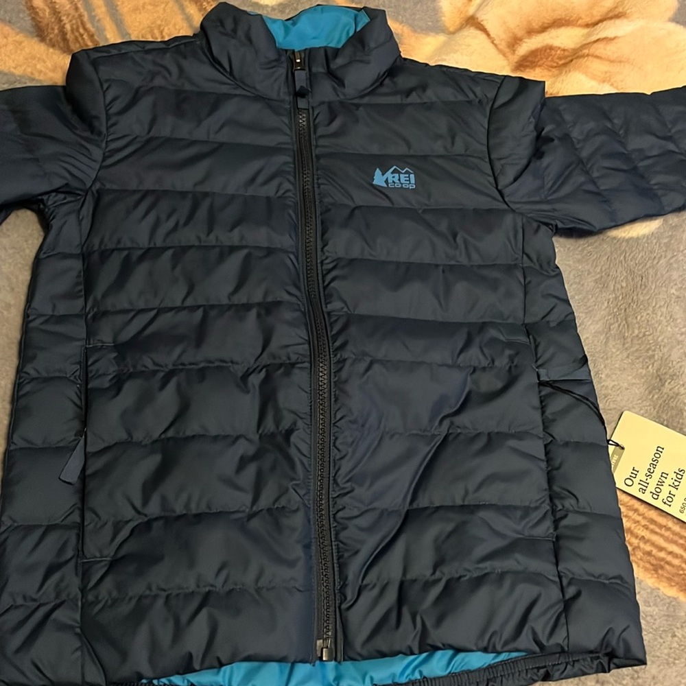 Kids small naby blue down jacket